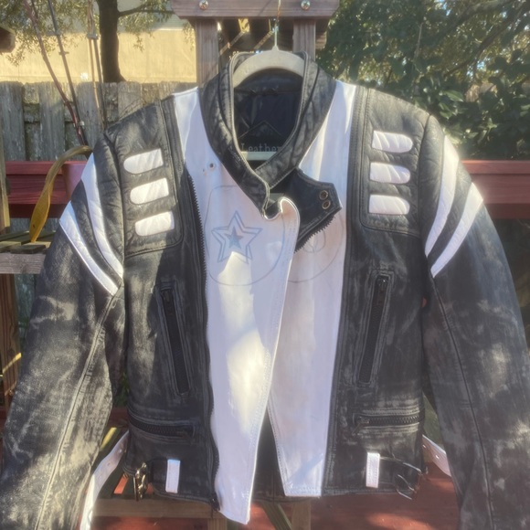 One of a kind custom hand painted leather jacket - Picture 3 of 4